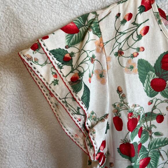 NEW Cece Woven Top Boho Blouse Shirt Linen Blend Red Green Strawberry print sz M - Picture 4 of 8